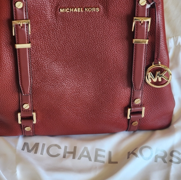 NWT MICHAEL KORS Bedford Legacy Large convertable tote bag - Picture 14 of 14